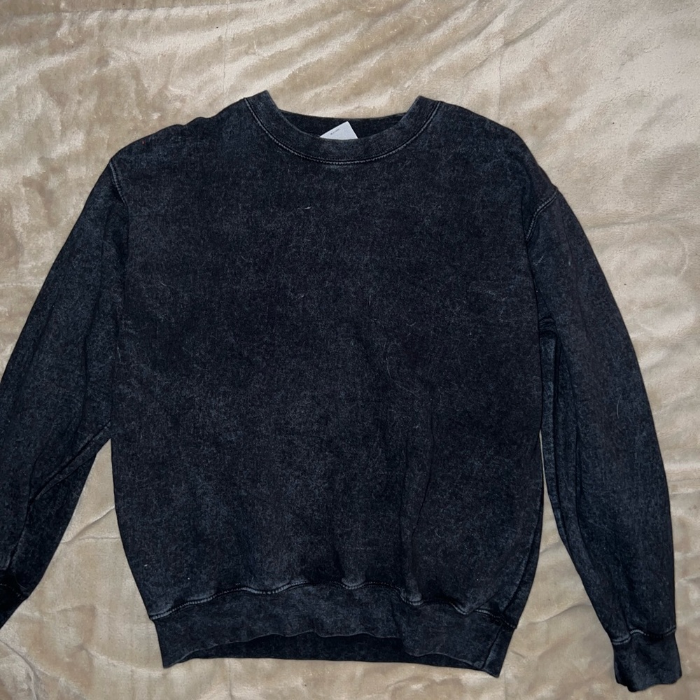 acid wash crew neck